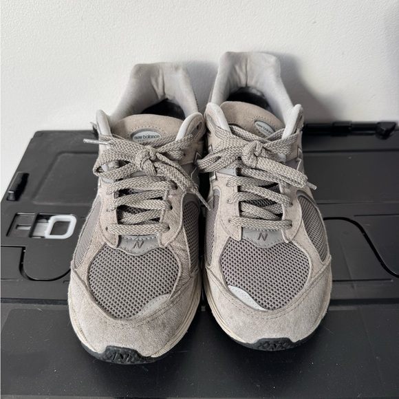 New Balance 2002R 'Marblehead' ML2002RC
MENS size 9.5 - Picture 7 of 9